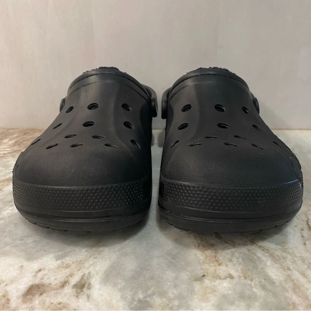 CROCS Men's 12 Baya Lined Clog Black Fleece Faux Fur EUC Dual Comfort - Picture 2 of 9